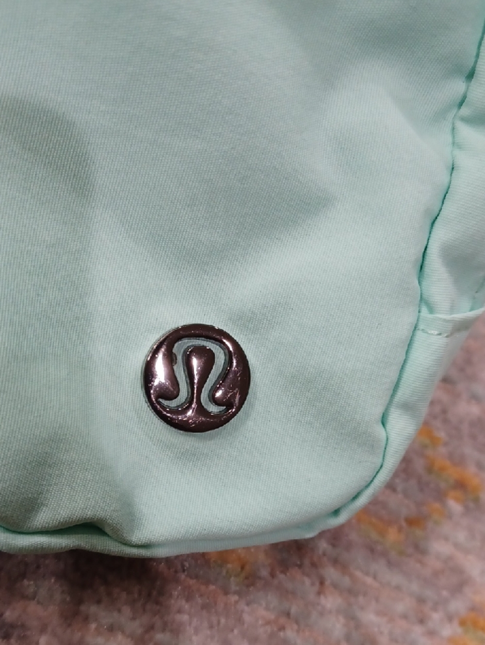 Lululemon Everywhere Belt Bag - Picture 2 of 7
